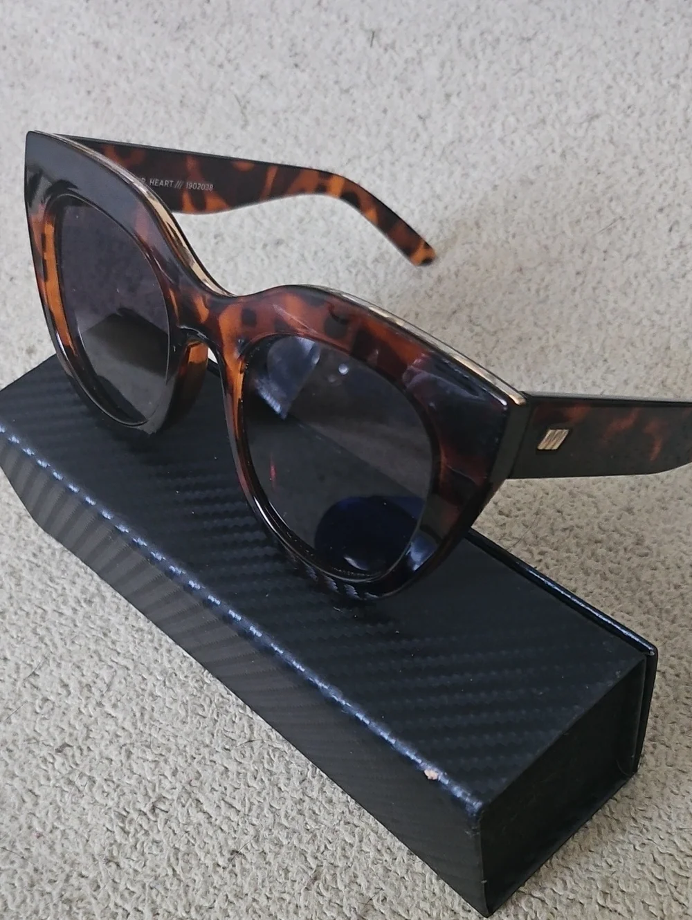 Le Specs Airheart Vintage